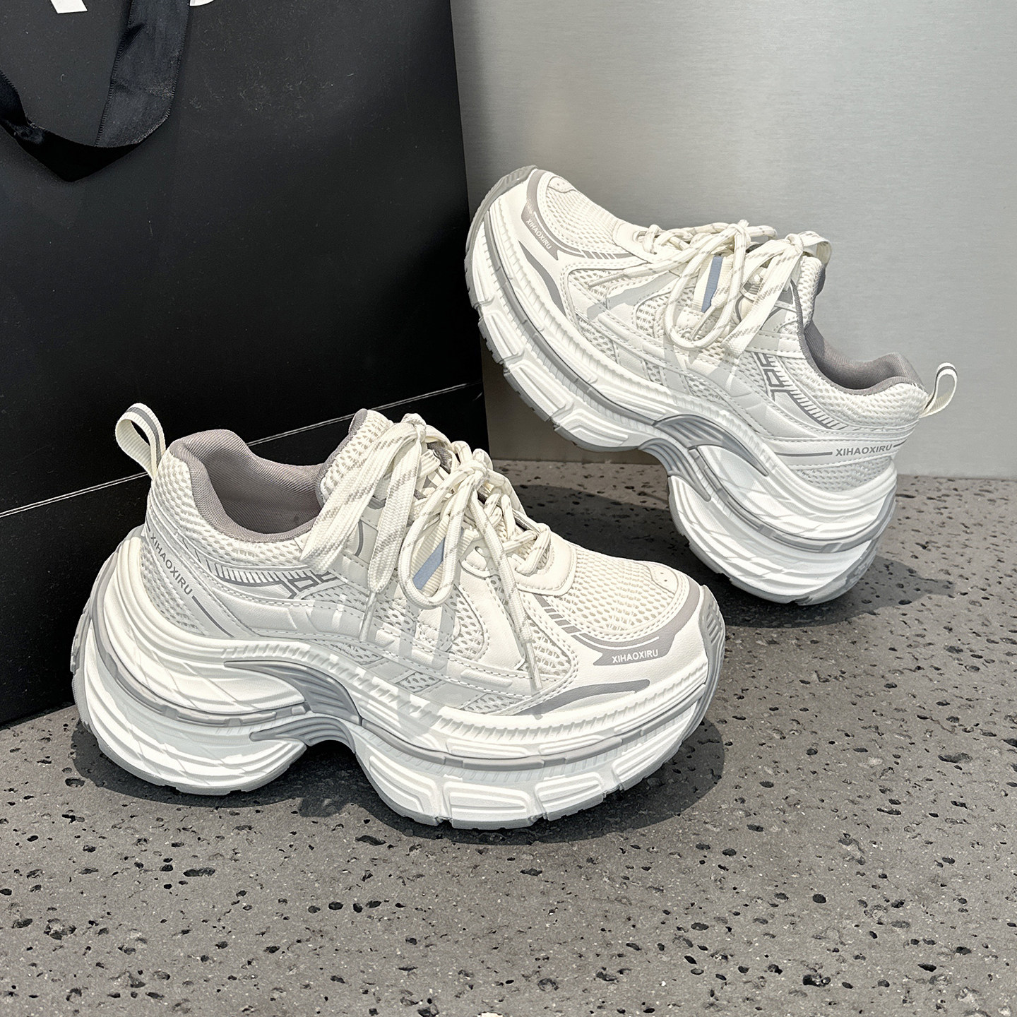 欧洲站显脚小老爹鞋女2026春季新款厚底增高小白鞋运动休闲跑步鞋,女鞋,时尚休闲鞋,淘宝优惠券,粉丝福利购,淘宝优惠卷