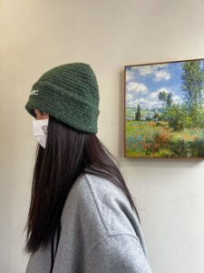 yaoshushu/质感绝！洋气海藻绿色刺绣卷边针织帽冬季保暖毛线帽子