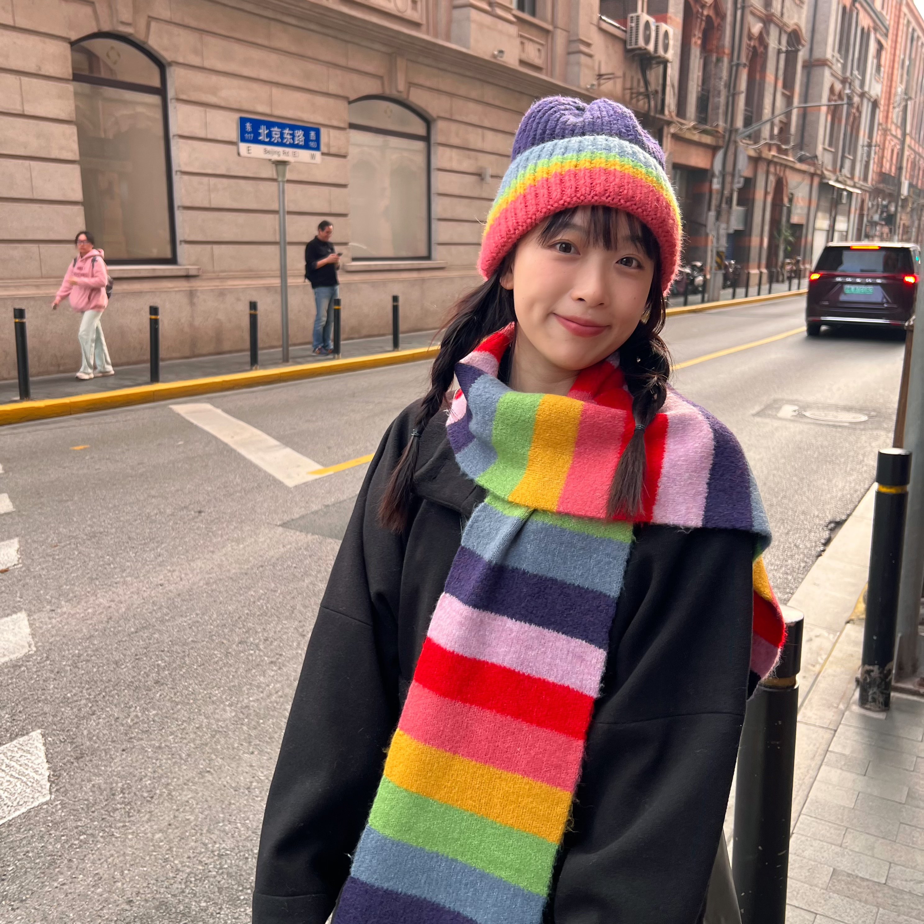 彩虹撞色条纹毛线帽围巾两件套女