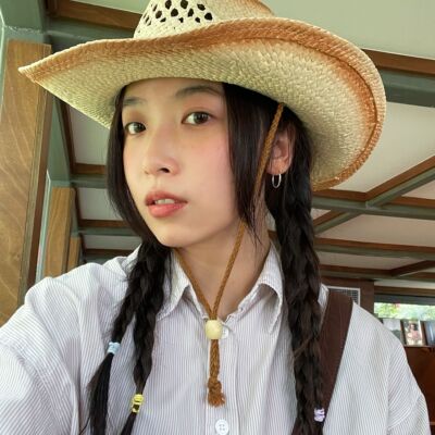 草帽出游辣妹风女夏季卷檐渐变色