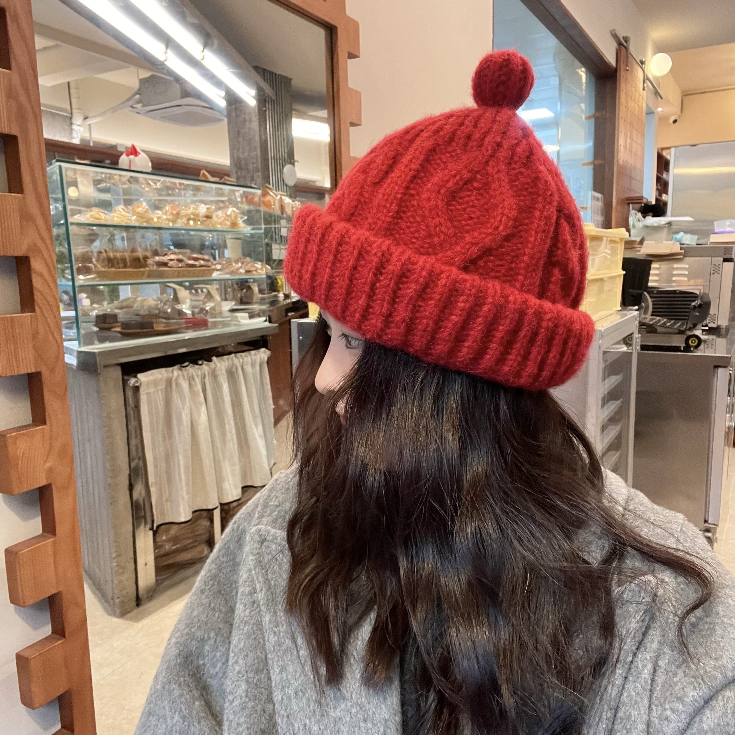 新年新气象～可爱显脸小宽边麻花奶嘴帽子秋冬百搭显白红色毛线帽