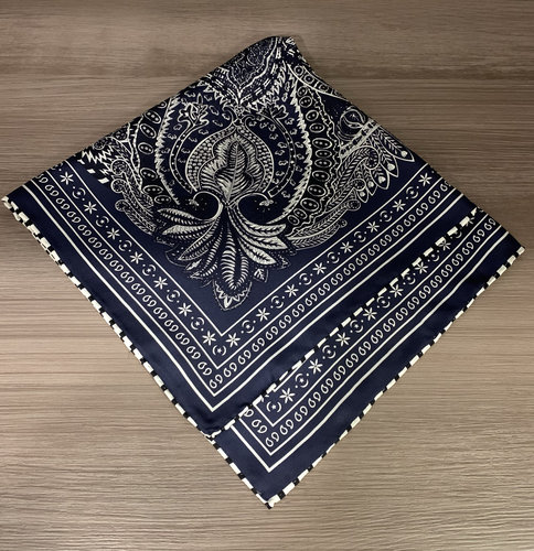 夏日搭配神器 性价比推荐 君妃花园藏蓝色斜纹真丝丝巾53×53cm