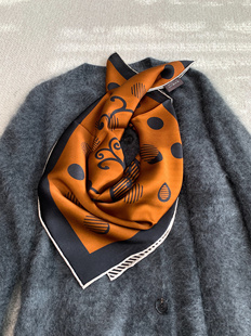 轻柔篇章 美拉德色系双面异色真丝双面缎丝巾 100.%桑蚕丝围巾