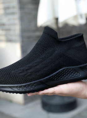 小码奶奶鞋3334码黑色平底防滑老人鞋一脚蹬春季新款特小码女鞋32