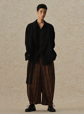 【MORIN KHUUR 牧仁】黑色亚麻西装外套