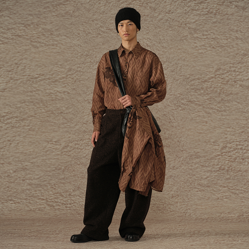 【MORIN KHUUR 牧仁】汉麻马图腾印花衬衫