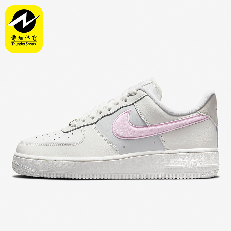 Nike/耐克正品Air Force 1女子秋轻便透气舒适低帮板鞋DQ0826-100