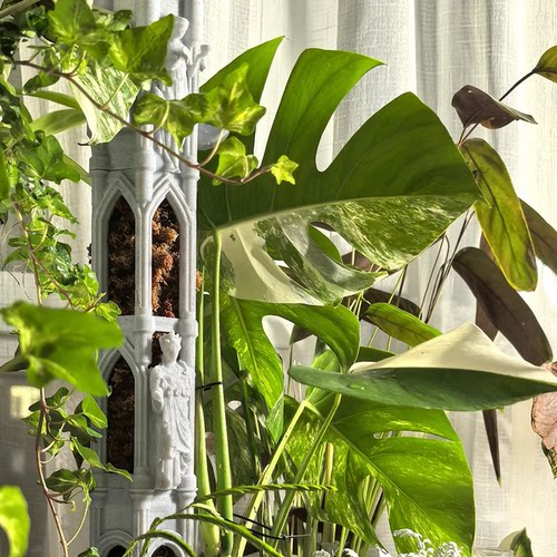 水苔柱复古罗马雕塑热植蔓绿绒