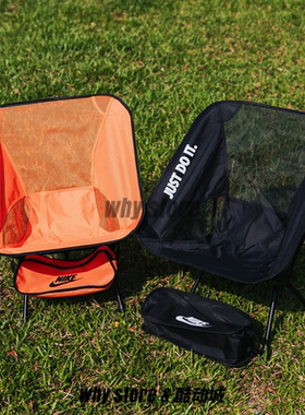 Nike耐克会员礼便携折叠户外钓鱼凳沙滩露营野餐靠背月亮椅OG035