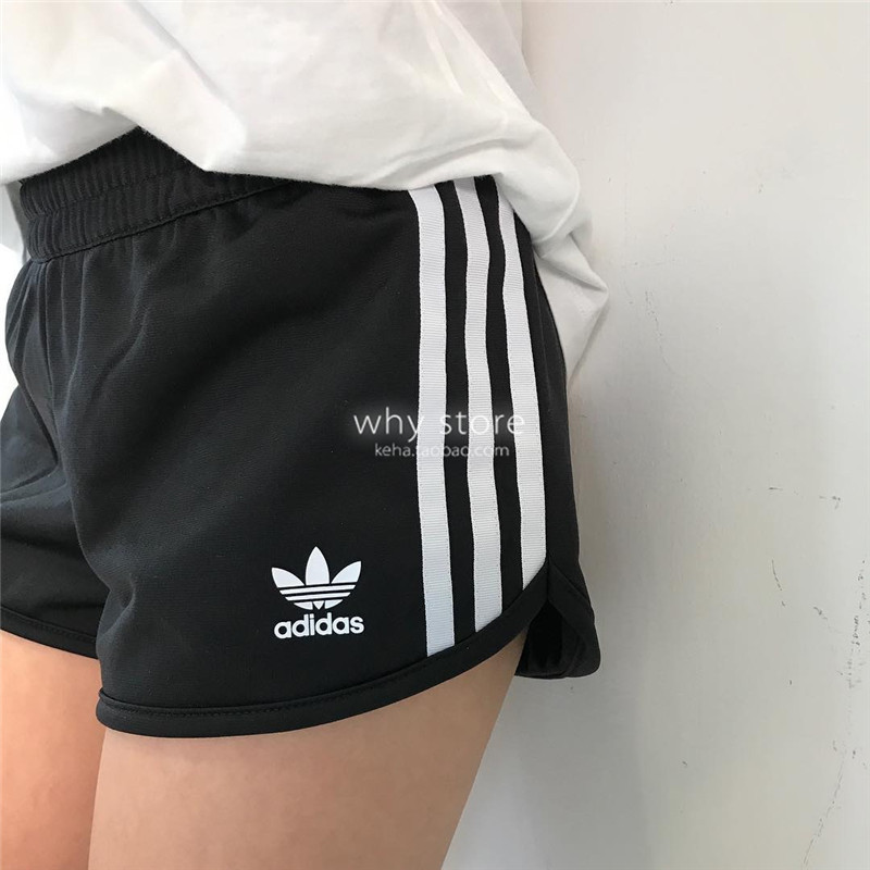 Adidas三叶草女子瑜伽跑步健身训练黑白运动短裤热裤AY8125EB6492