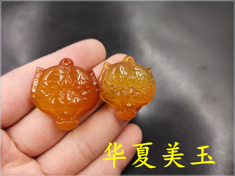 华夏美玉 天然正品红玛瑙虎头吊坠 黄玉髓老虎吊坠 挂件