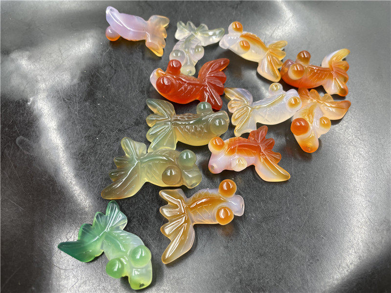 华夏美玉 天然正品红玛瑙金鱼吊坠 立体绿色玉髓鱼挂件 玉坠,珠宝/钻石/翡翠,颈饰,淘宝优惠券,粉丝福利购,淘宝优惠卷