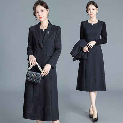 2025新款秋冬款时尚西装领套装裙女休闲显瘦修身保暖两件套连衣裙
