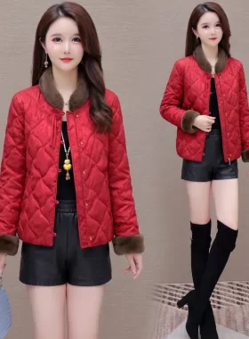 新中式红色短款棉服女2026冬季新款修身减龄大毛领加厚保暖外套潮