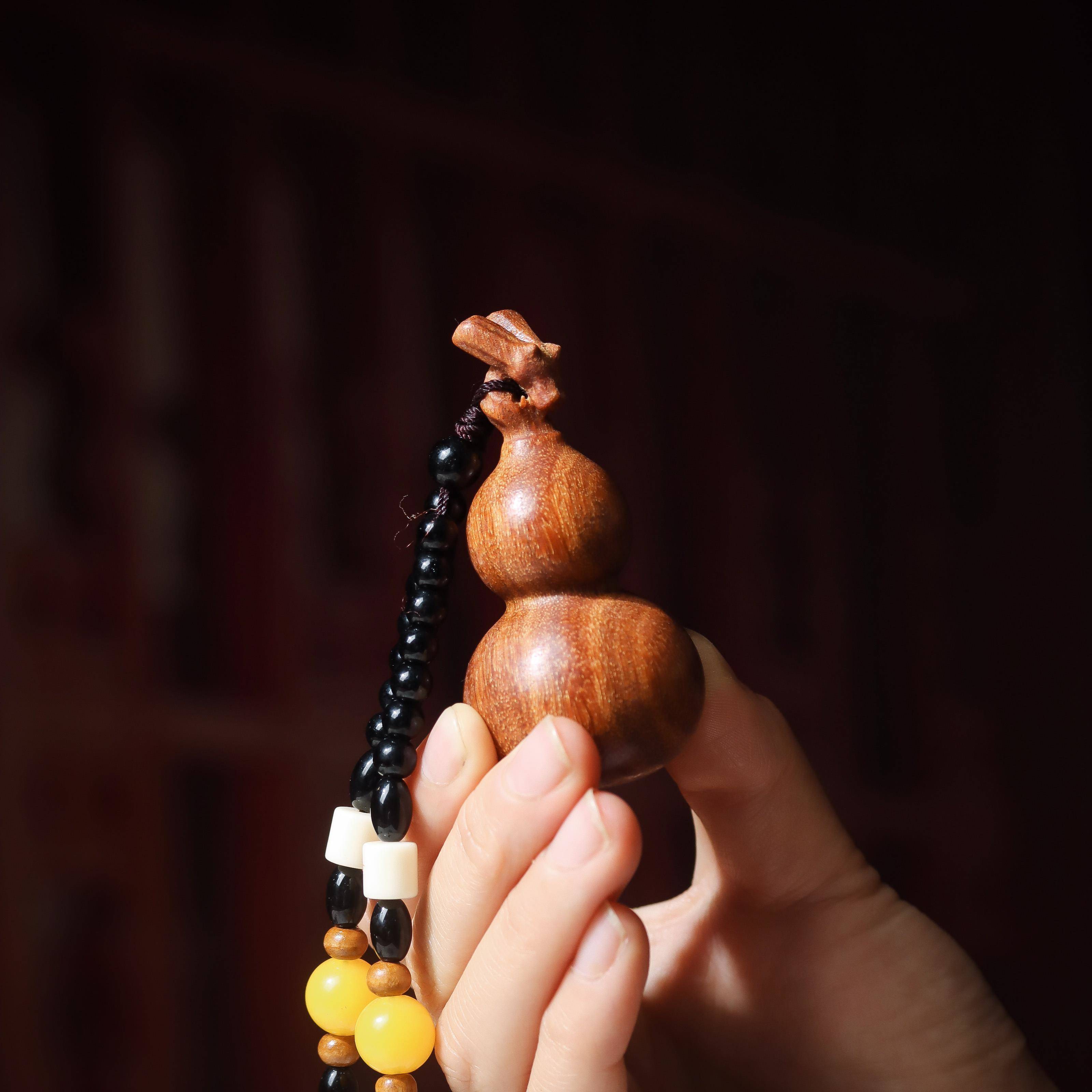 沉香木祥龙盘龙葫芦手把件多子多福实木雕刻汽车挂件随身盘玩葫芦