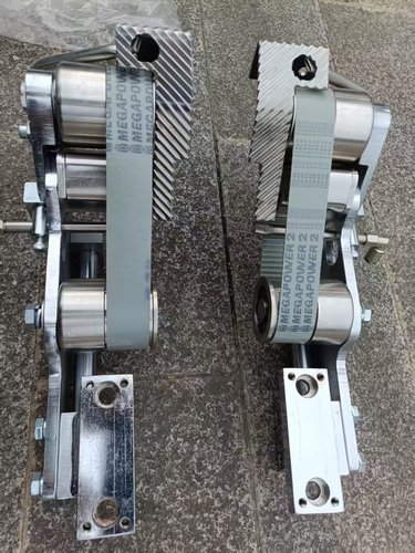 立信门富士吹边下托轮，牙板