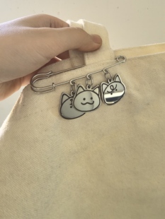秦彻猫猫胸针三只小猫别针书包挂件包包饰品可爱恋与深空