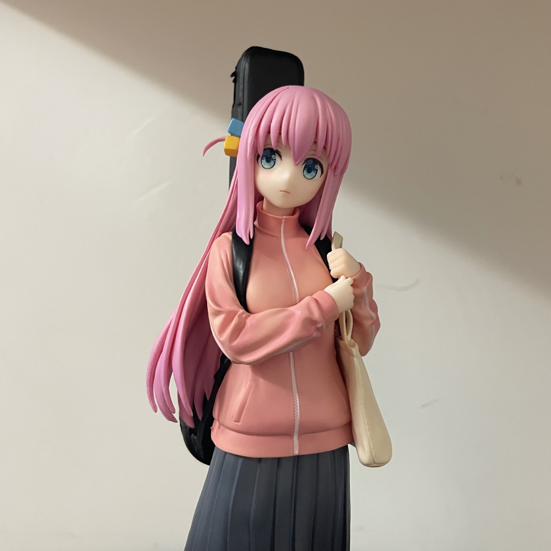 背吉他波奇酱孤独摇滚后藤独手办二次元可爱美少女机箱摆件礼物