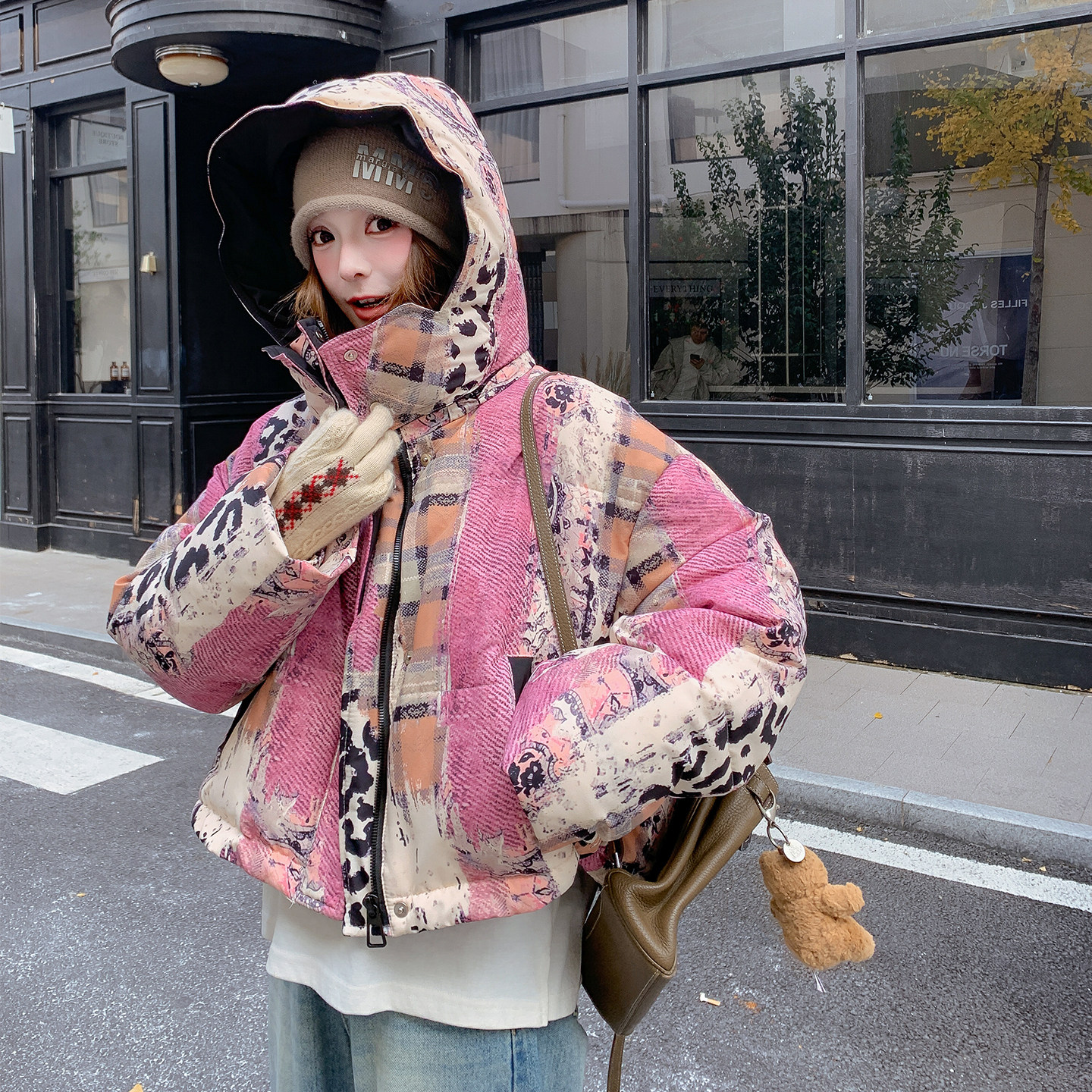 复古豹纹拼接撞色印花连帽羽绒服女2025新款短款加厚白鸭绒外套