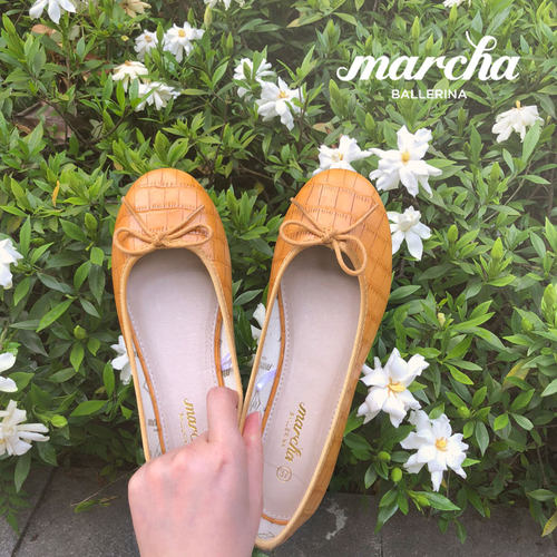 marcha鞋一脚蹬芭蕾舞