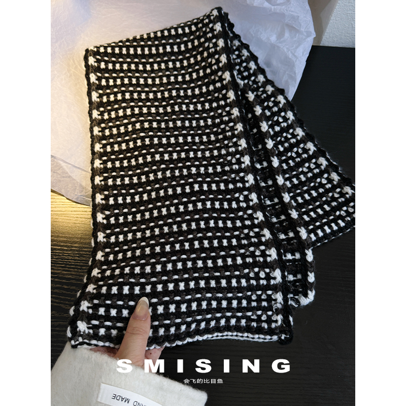 蘑糯糯同款黑白双面条纹针织围巾