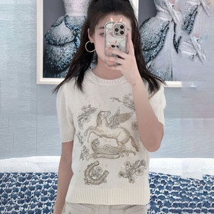 南油高端女装 早春季 重工幸运小马刺绣套头圆领短袖针织衫毛衣