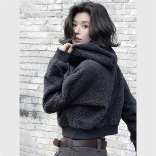 深灰色连帽羊羔毛卫衣冬季韩里韩气独特漂亮宽松显瘦短款保暖外套
