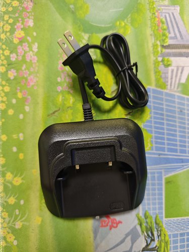 鸿威对讲机充电器GP328,GD-7,GD-7Plus,GD-6,GD-6Plus，u1充电器