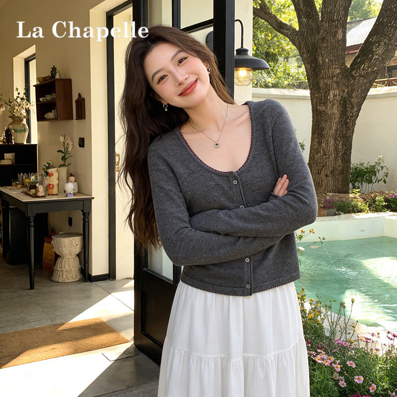 拉夏贝尔温柔淑女气质纽扣长袖针织开衫女2026春新款显瘦减龄上衣,女装/女士精品,毛针织衫,淘宝优惠券,粉丝福利购,淘宝优惠卷