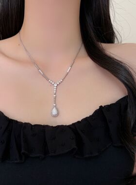 2026年新款水滴锆石流苏吊坠项链轻奢百搭锁骨链高级轻奢时尚配饰
