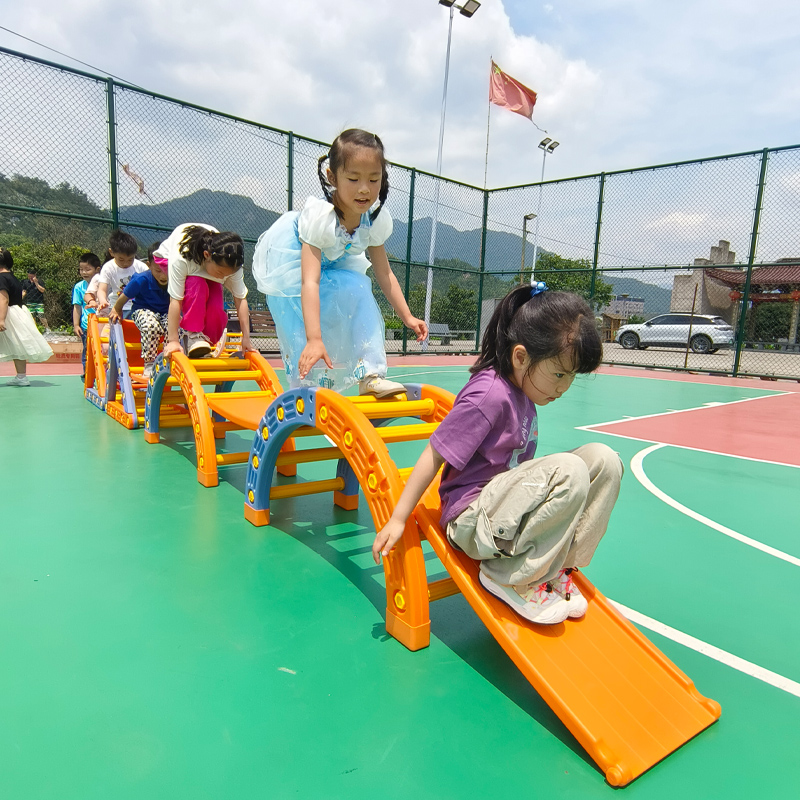 体能平衡幼儿园小户型家庭滑梯