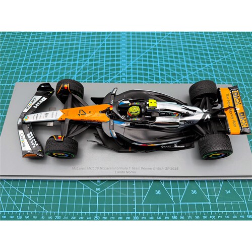 SparkF11/18MCL39车模2025