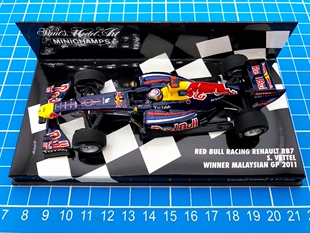 一物一拍 迷你切 F1 车模 1/43 2011 RB7 维特尔 马来西亚