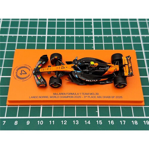 迷你切1/64F1MCL39车模人偶
