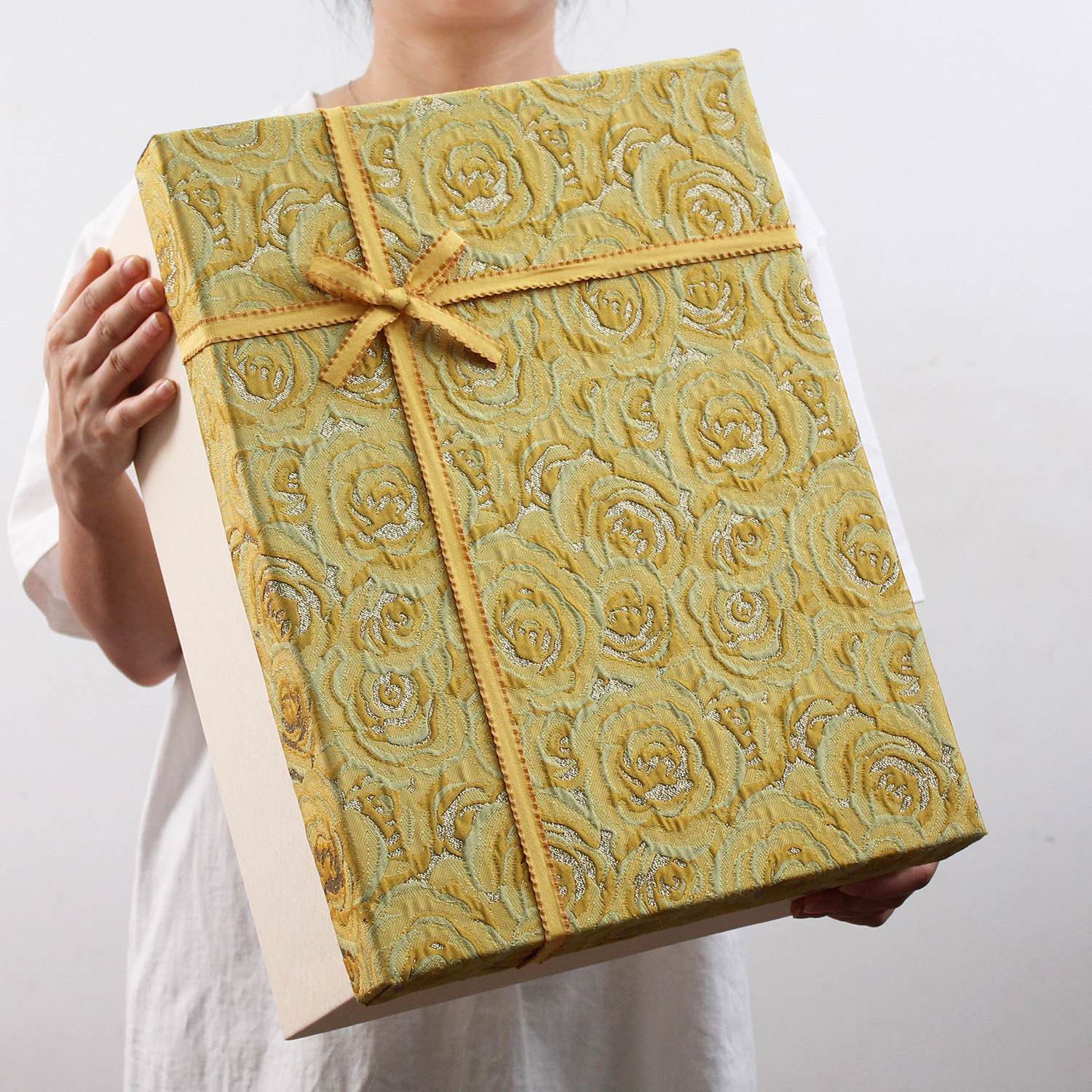 原创设计 木质布艺礼物盒黄玫瑰礼品盒礼盒商务酒店送客户包装盒,包装,礼品盒,淘宝优惠券,粉丝福利购,淘宝优惠卷