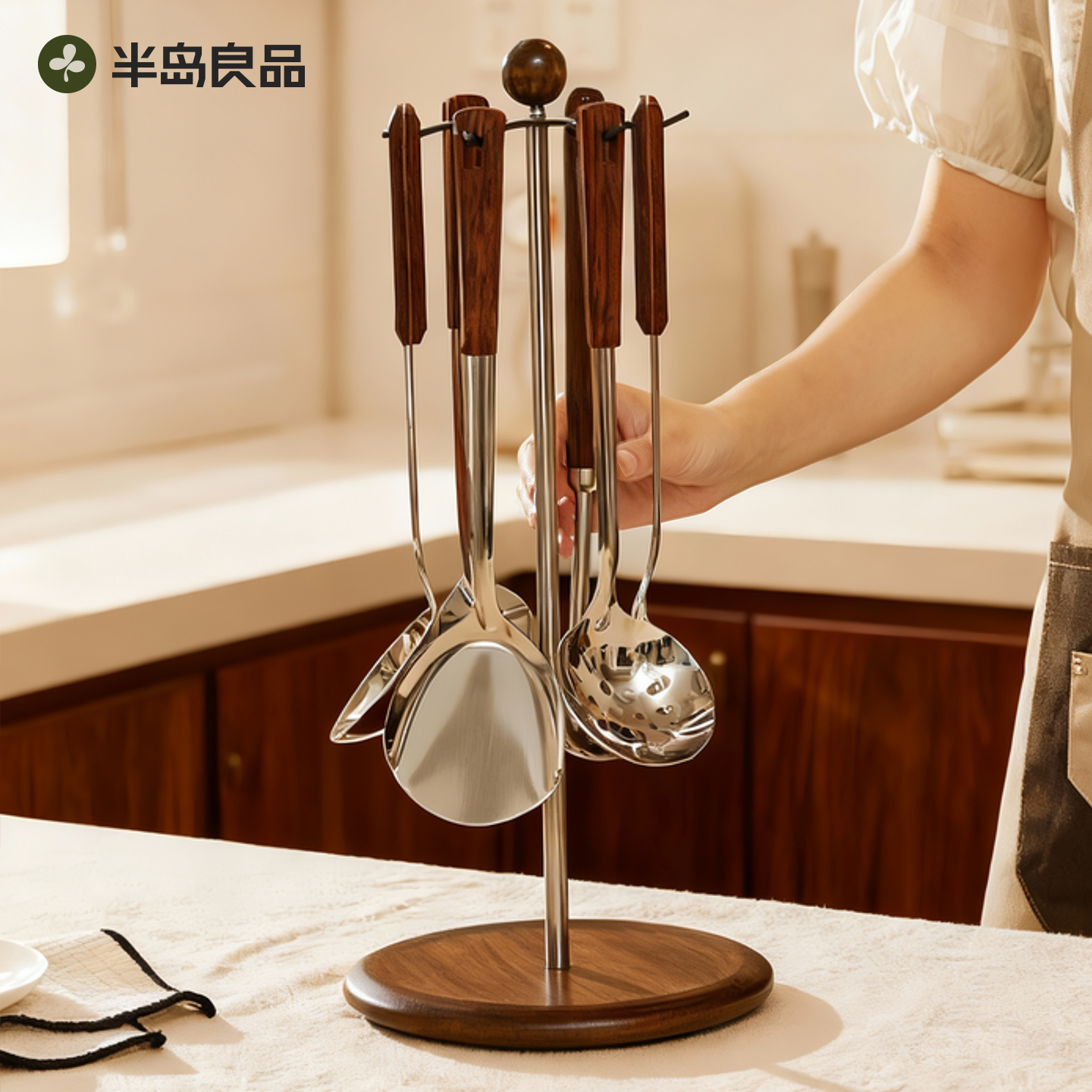 【新家100个快递】旋转锅铲架