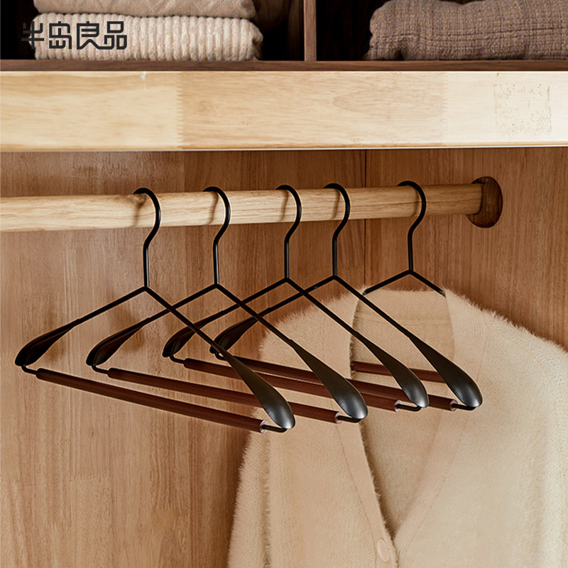 【半岛良品】家用挂衣防滑无痕衣服挂架子高端衣架成人衣撑晾衣Y - 实物图