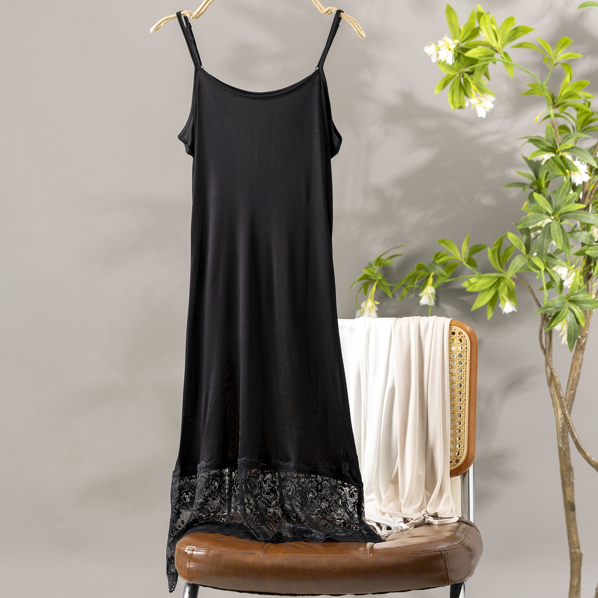 新款小性感蕾丝边桑蚕丝真丝针织吊带裙舒适亲肤女士透气连衣裙