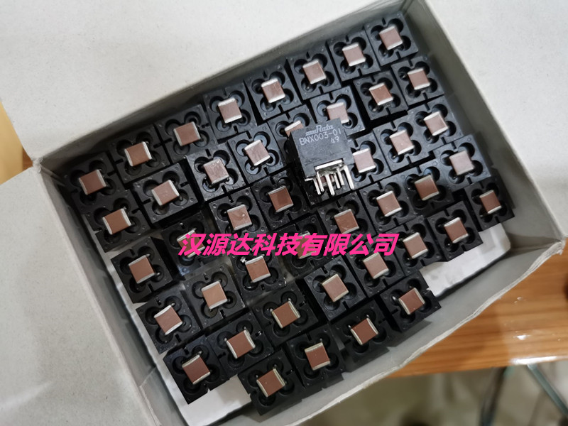 BNX003-01 EMIFIL静噪滤波器 10A 150V 5MHz-1GHz 40dB BNX003