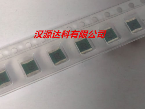 UC342H1800J-T 贴片高频高压电容 1812-180P 5% 500V 4.5X3.2MM