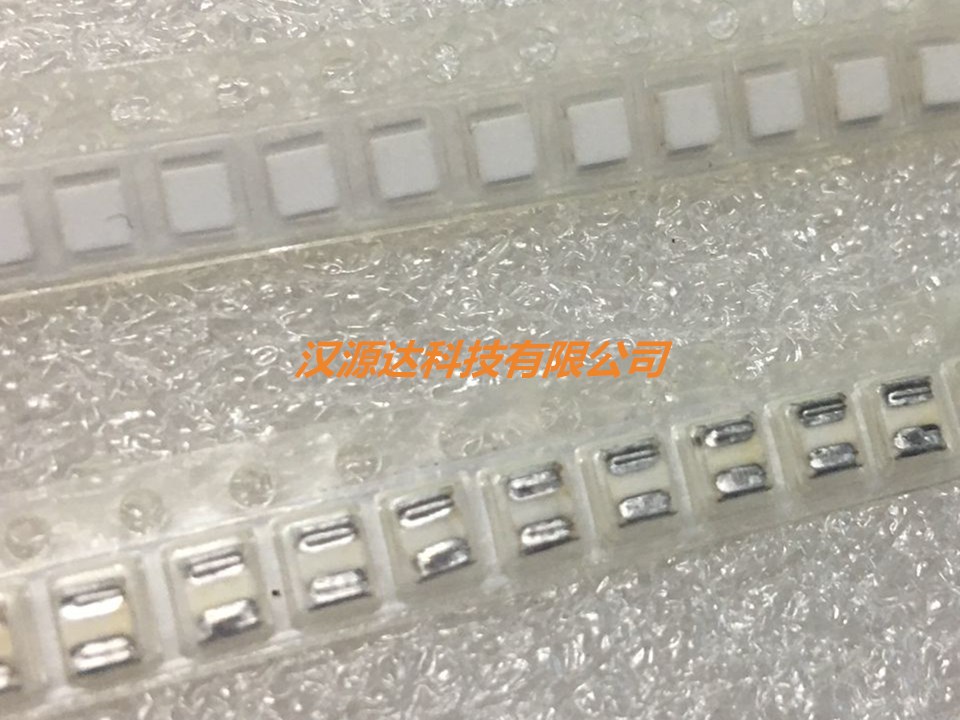 LQN2A39NM04M00-01 贴片绕线电感 2520/1008-39NH 20% 白色 2.5x2