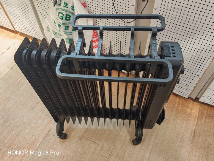 奥克斯取暖器电暖气家用节能电热油汀15片暖风机油丁室内移动