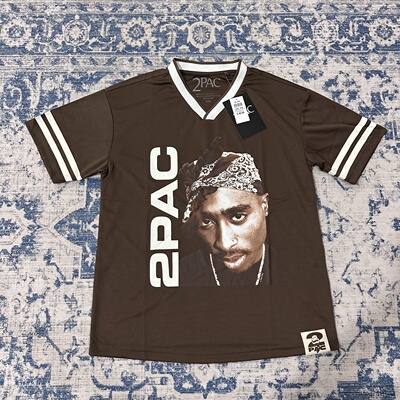 美式嘻哈说唱歌手Tupac Shakur潮流V领短袖2PAC宽松速干透气T恤男