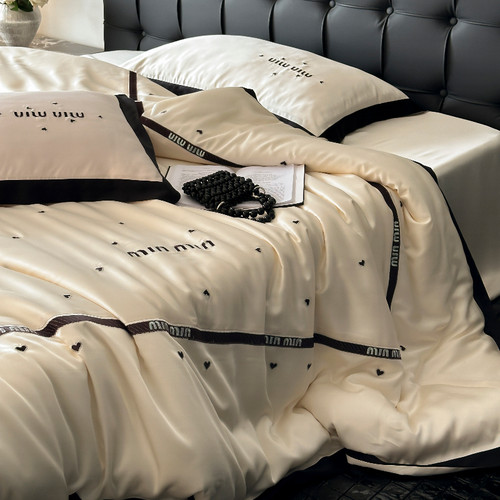 简约爱心刺绣夏季床单被套凉感