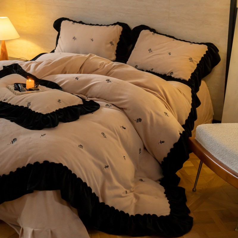 冬季双面珊瑚绒玫瑰刺绣被套床品