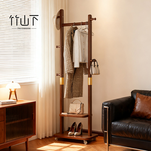 新款实木衣帽架中古风挂衣架落地卧室可移动室内晾衣服架入门衣架