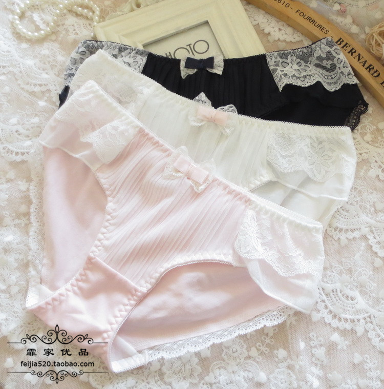 纯棉质面料百褶蕾丝无痕女生内裤