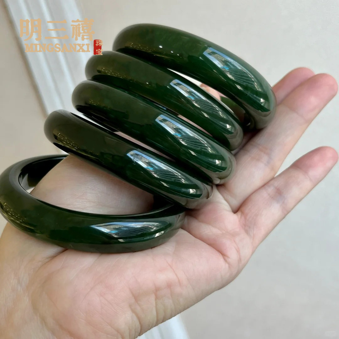 玉镯外蒙料高仿新疆和田碧玉镯子