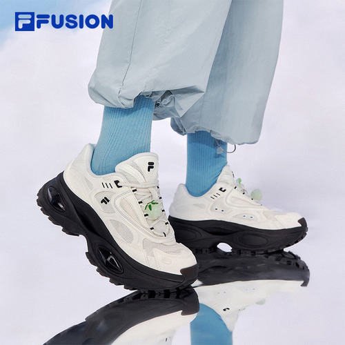 FILAFUSION斐乐硬糖3代老爹鞋女