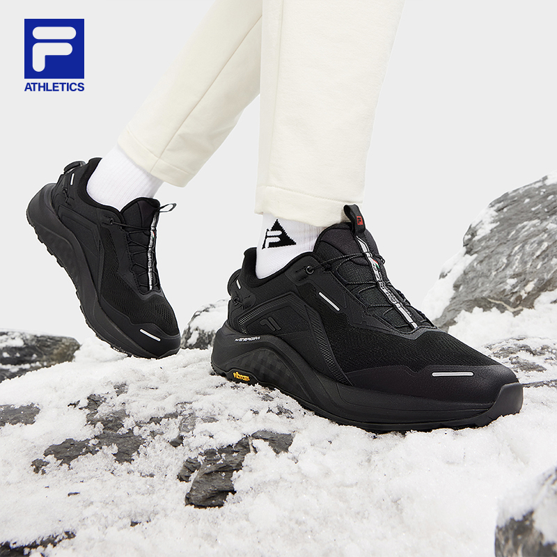 FILA斐乐女子户外跑步鞋